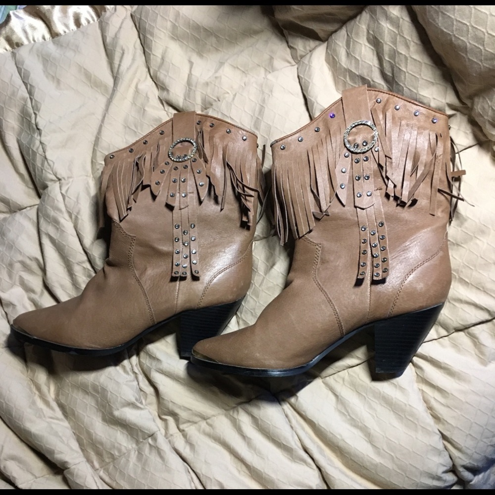 🌟Furhatguild rhinestone fringe leather boots🌟